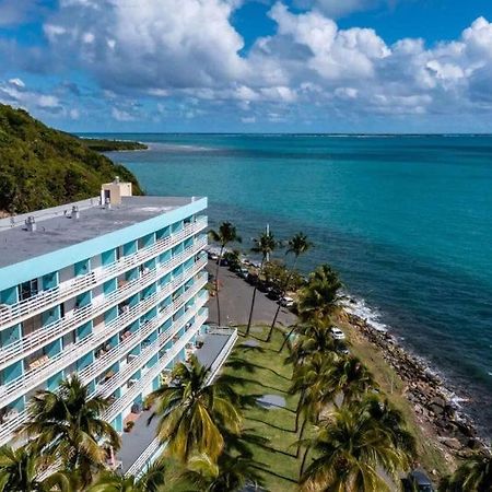 Beautiful Ocean Blue Love Oceanfront Apartment Fajardo Bagian luar foto
