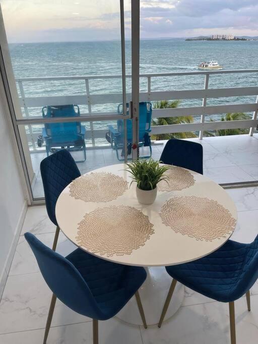 Beautiful Ocean Blue Love Oceanfront Apartment Fajardo Bagian luar foto