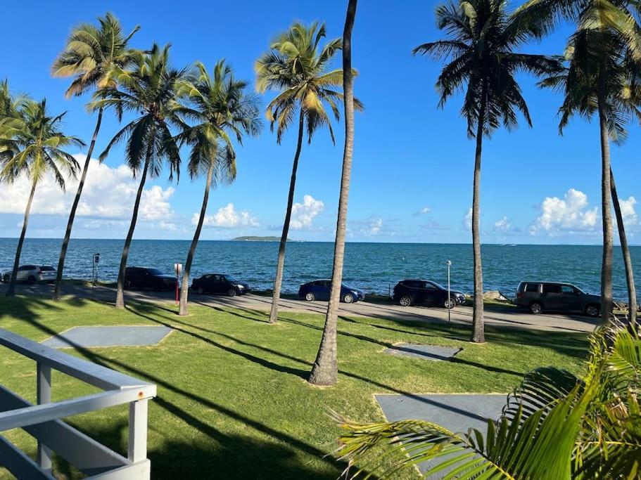 Beautiful Ocean Blue Love Oceanfront Apartment Fajardo Bagian luar foto